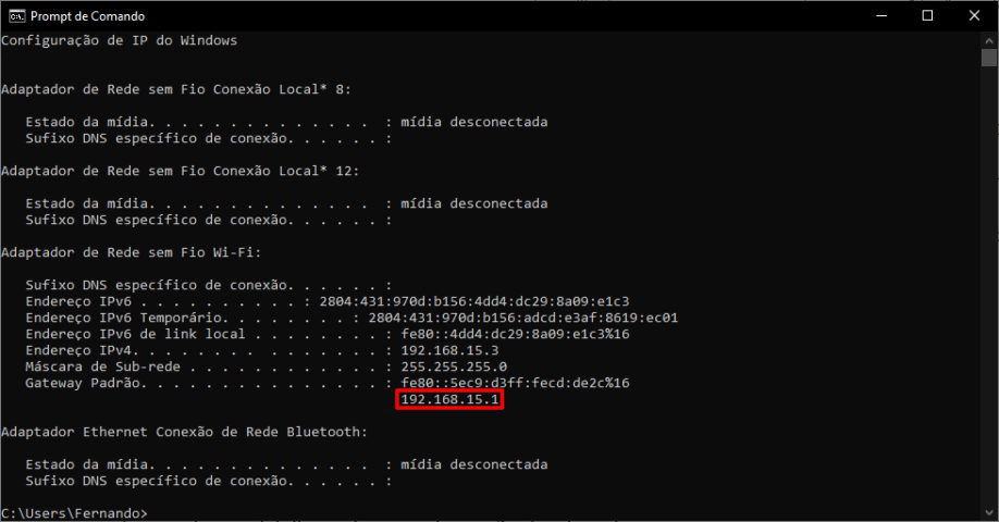 Resultado do comando ipconfig com o Gateway Padrão em destaque.